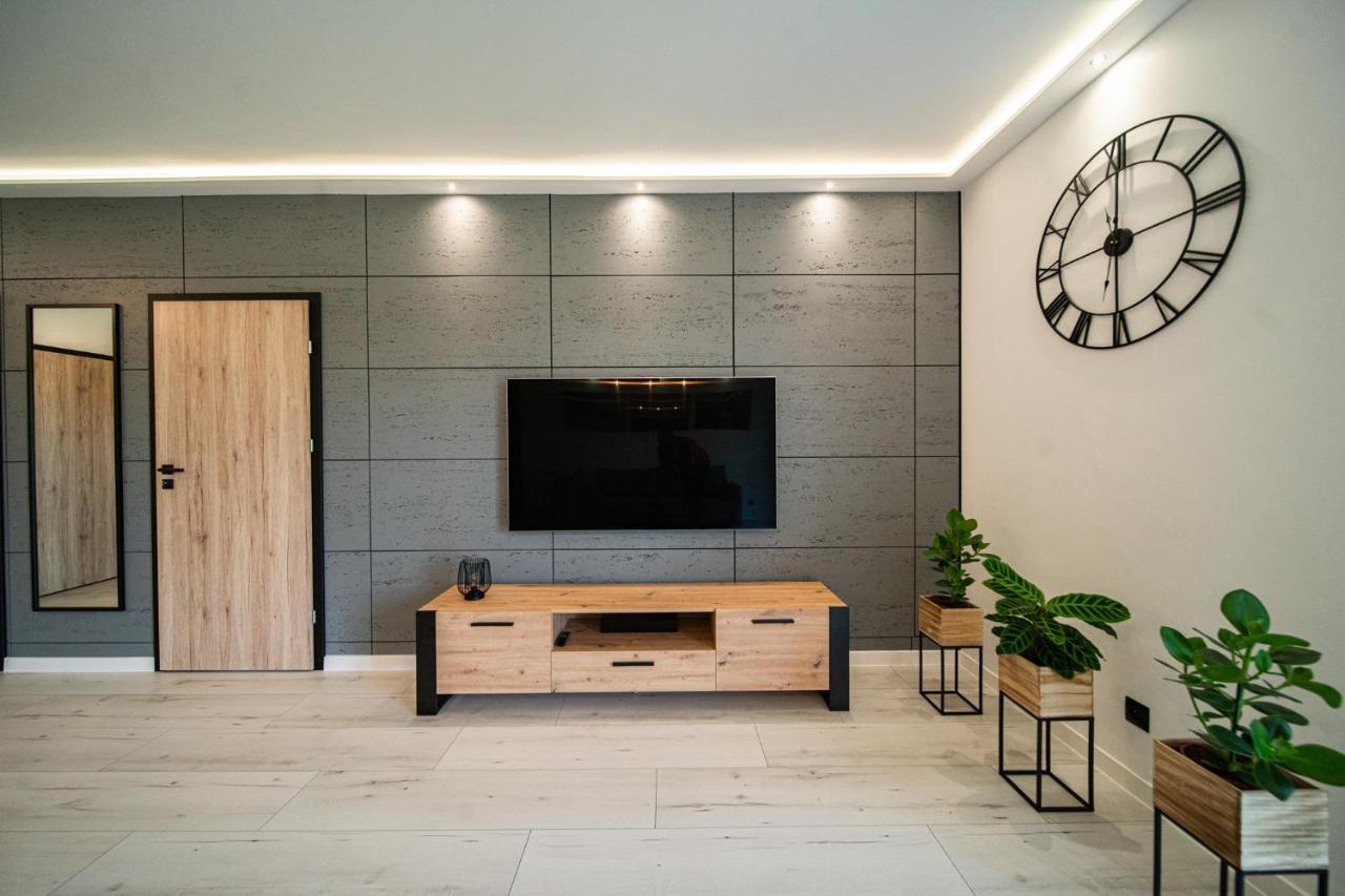 Apartament Duzy Staw Apartment Jelenia Gora Ngoại thất bức ảnh