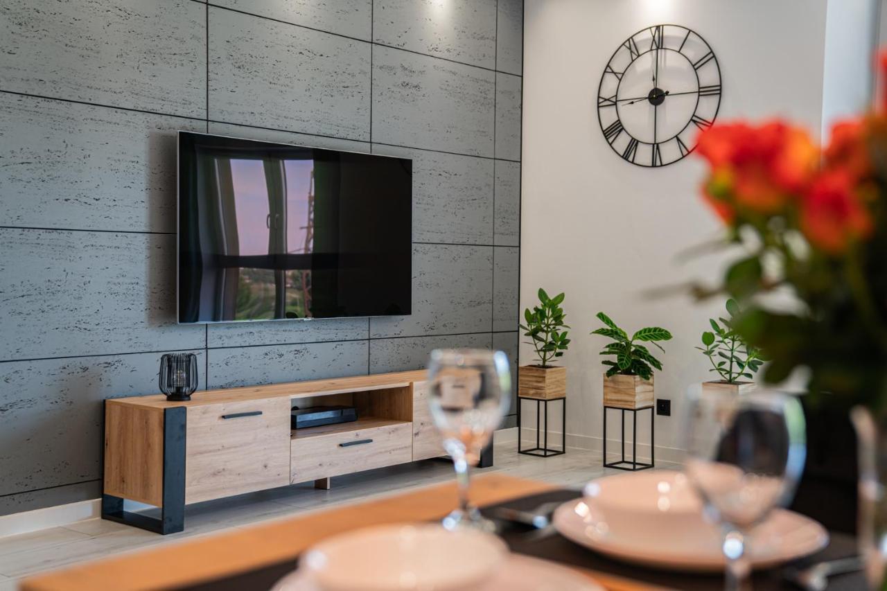 Apartament Duzy Staw Apartment Jelenia Gora Ngoại thất bức ảnh
